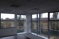 Hanita-Titan15-Commercial-Glare-Privacy-Temperature3-scaled